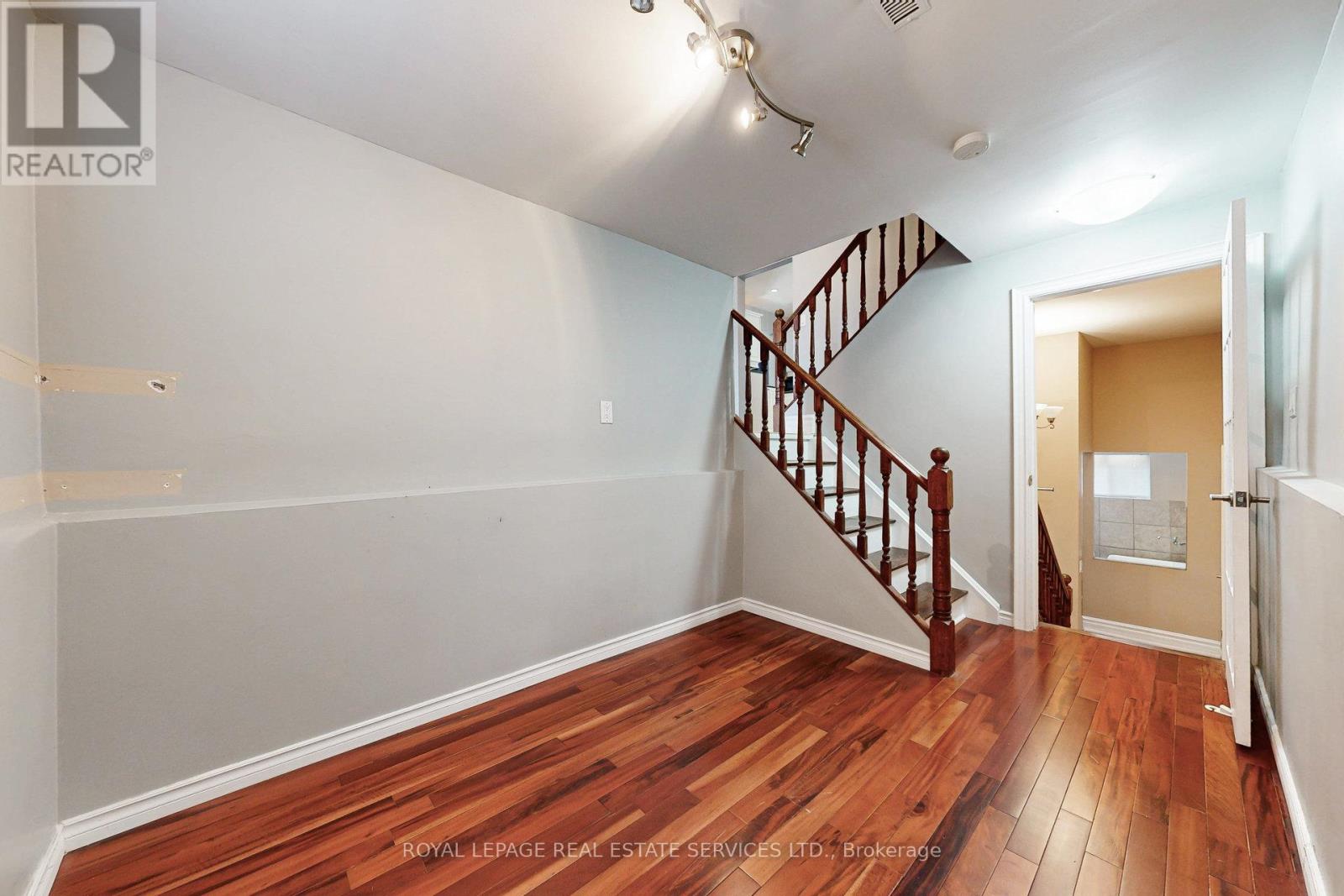 163 Connaught Crescent, Caledon, Ontario  L7E 2S8 - Photo 23 - W12349686