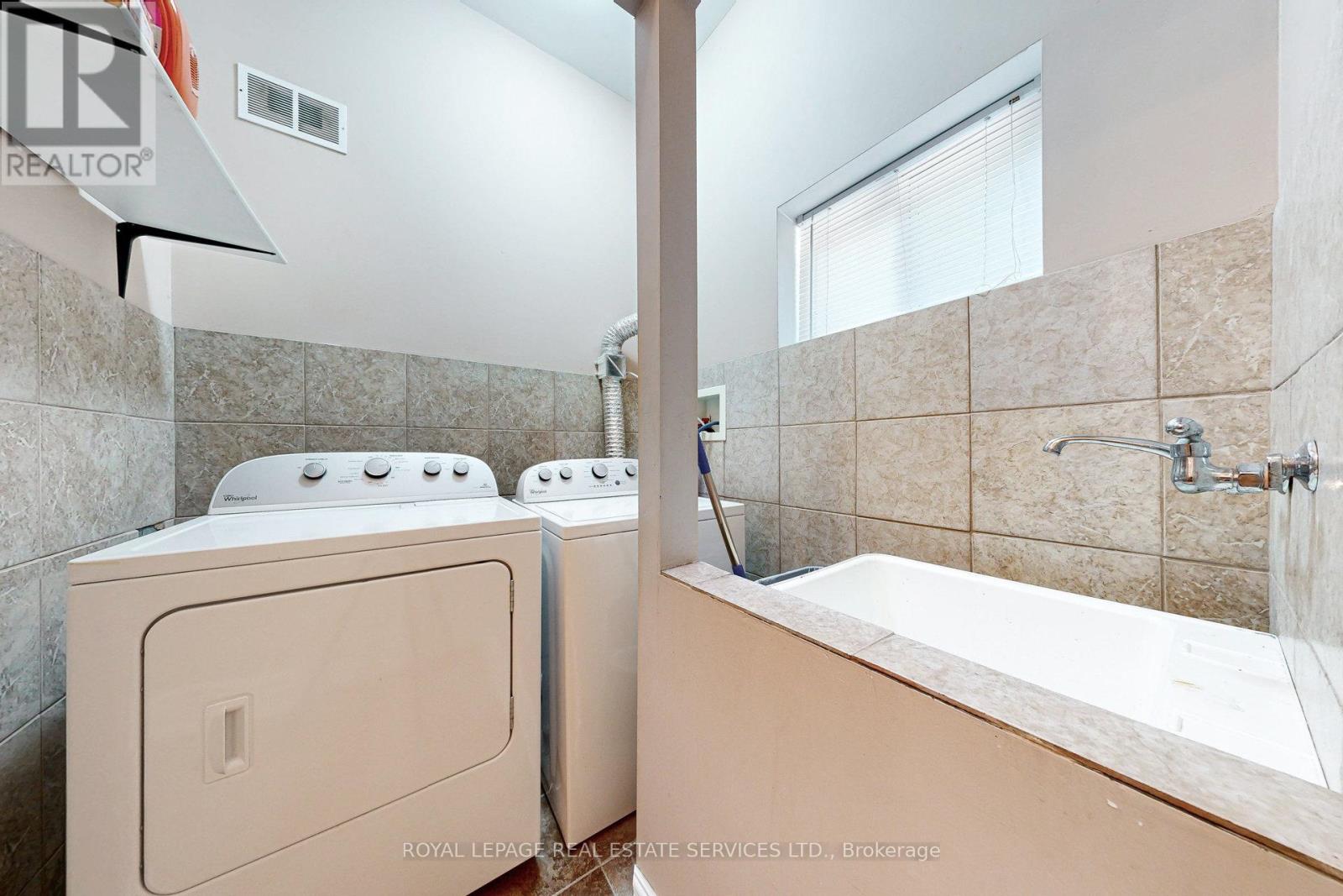 163 Connaught Crescent, Caledon, Ontario  L7E 2S8 - Photo 31 - W12349686