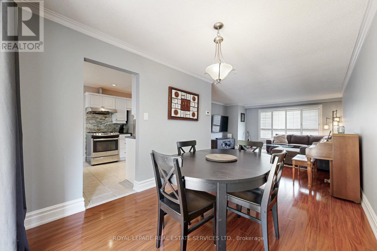 163 Connaught Crescent, Caledon, Ontario  L7E 2S8 - Photo 9 - W12349686