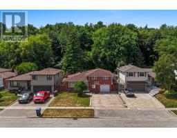 163 Connaught Crescent, Caledon (Bolton West), Ca