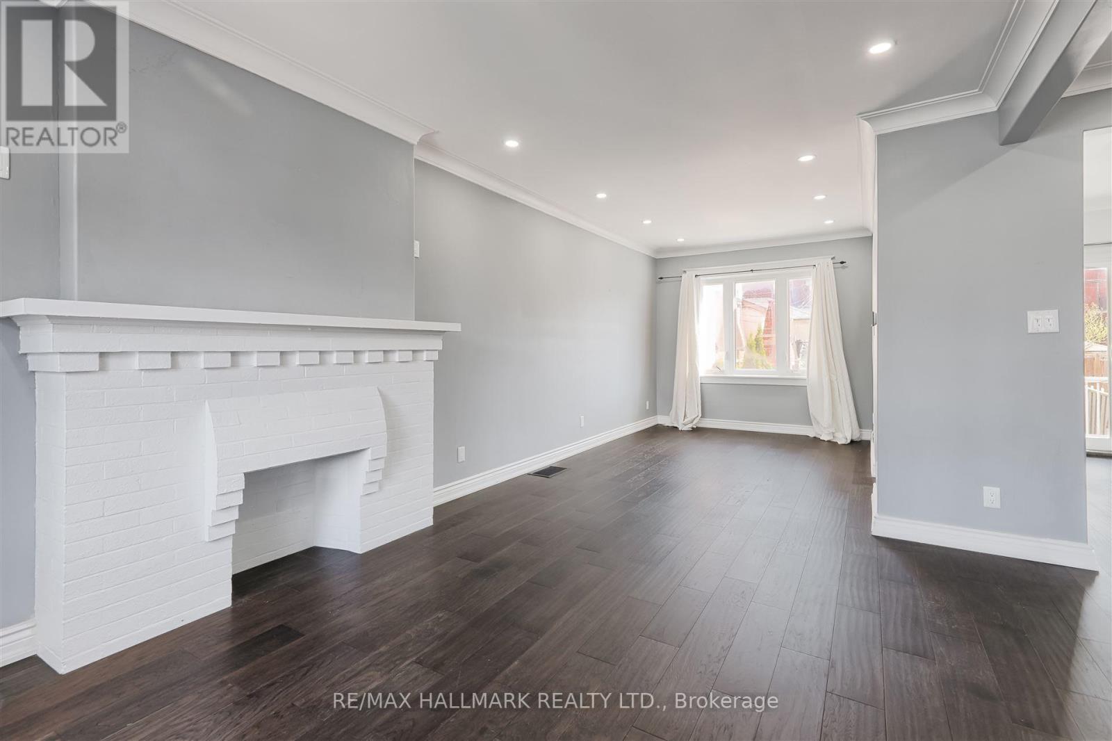 161 Sellers Avenue, Toronto (Caledonia-Fairbank), Ontario  M6E 3V1 - Photo 6 - W12349695