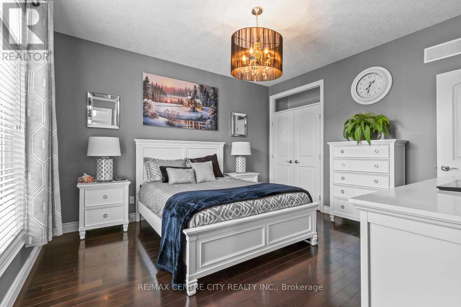 458 Eagletrace Drive, London North, Ontario  N6G 0E7 - Photo 22 - X12349728