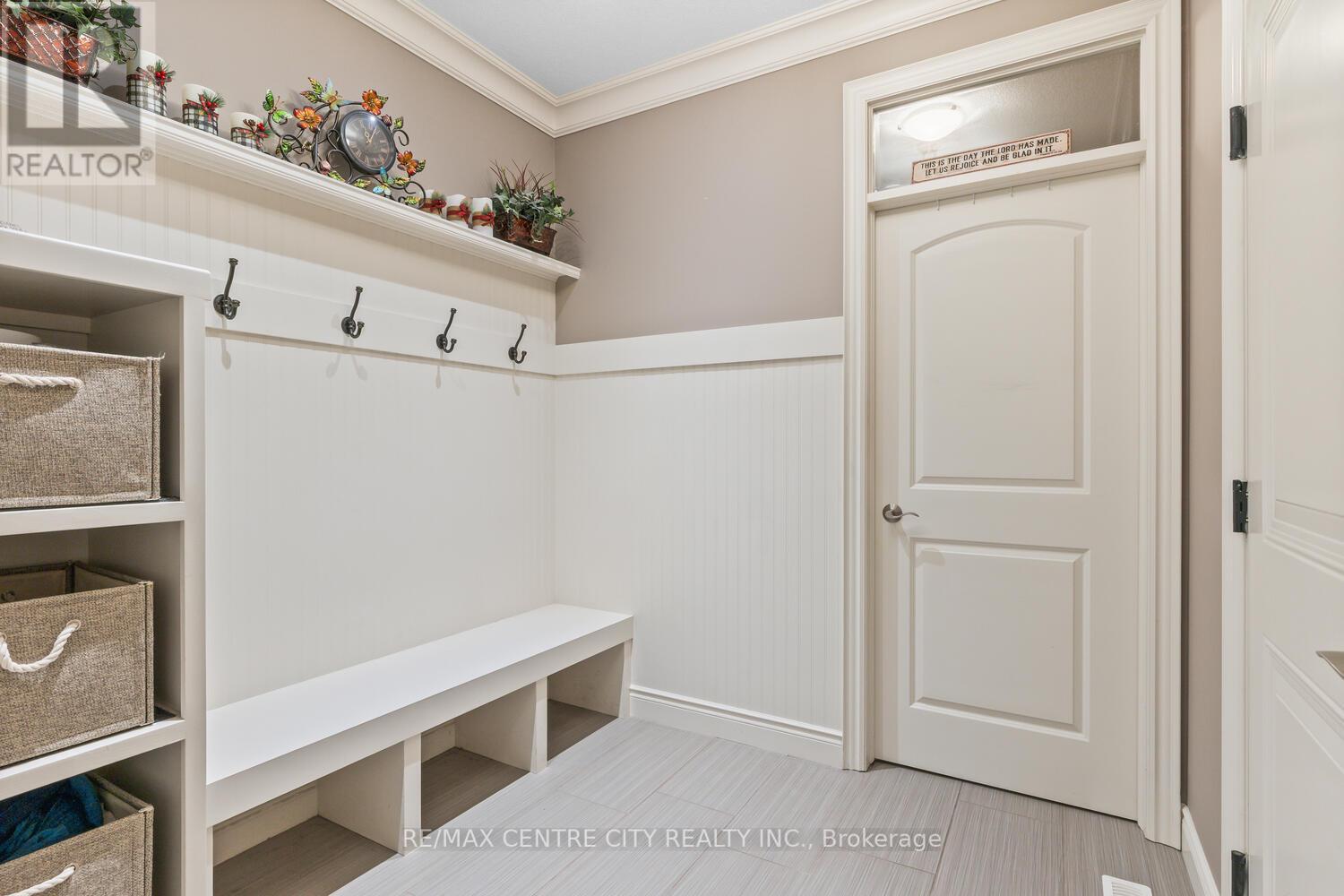 458 Eagletrace Drive, London North, Ontario  N6G 0E7 - Photo 25 - X12349728