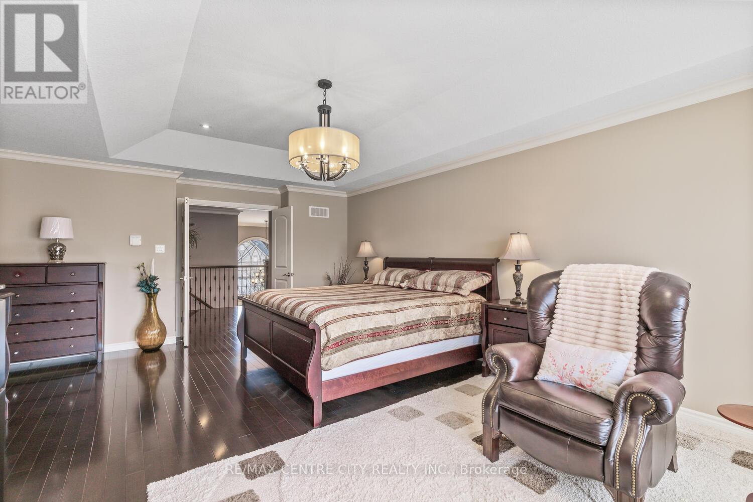458 Eagletrace Drive, London North, Ontario  N6G 0E7 - Photo 27 - X12349728
