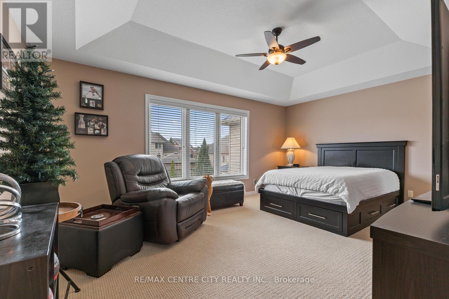 458 Eagletrace Drive, London North, Ontario  N6G 0E7 - Photo 34 - X12349728