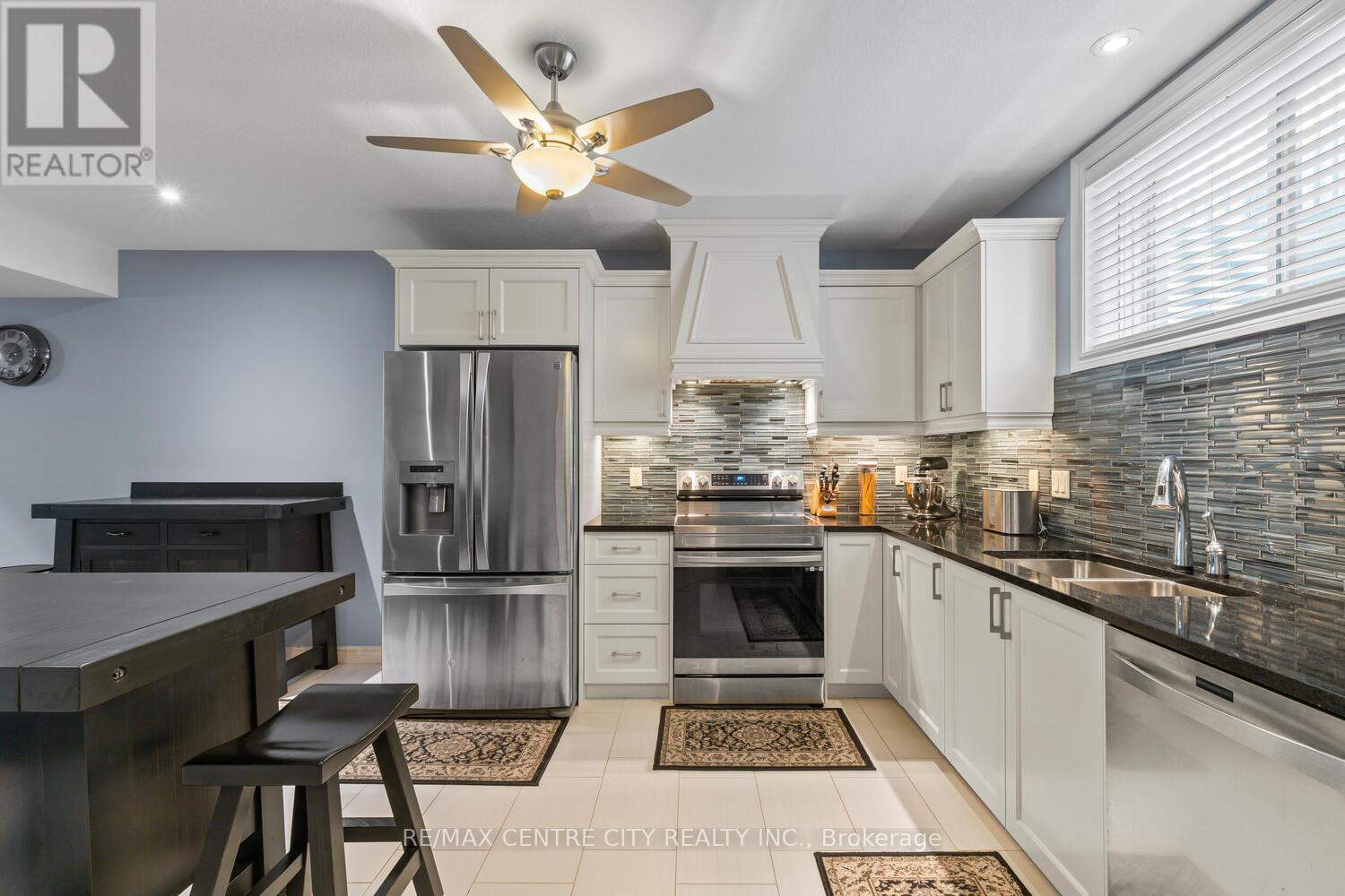 458 Eagletrace Drive, London North, Ontario  N6G 0E7 - Photo 44 - X12349728
