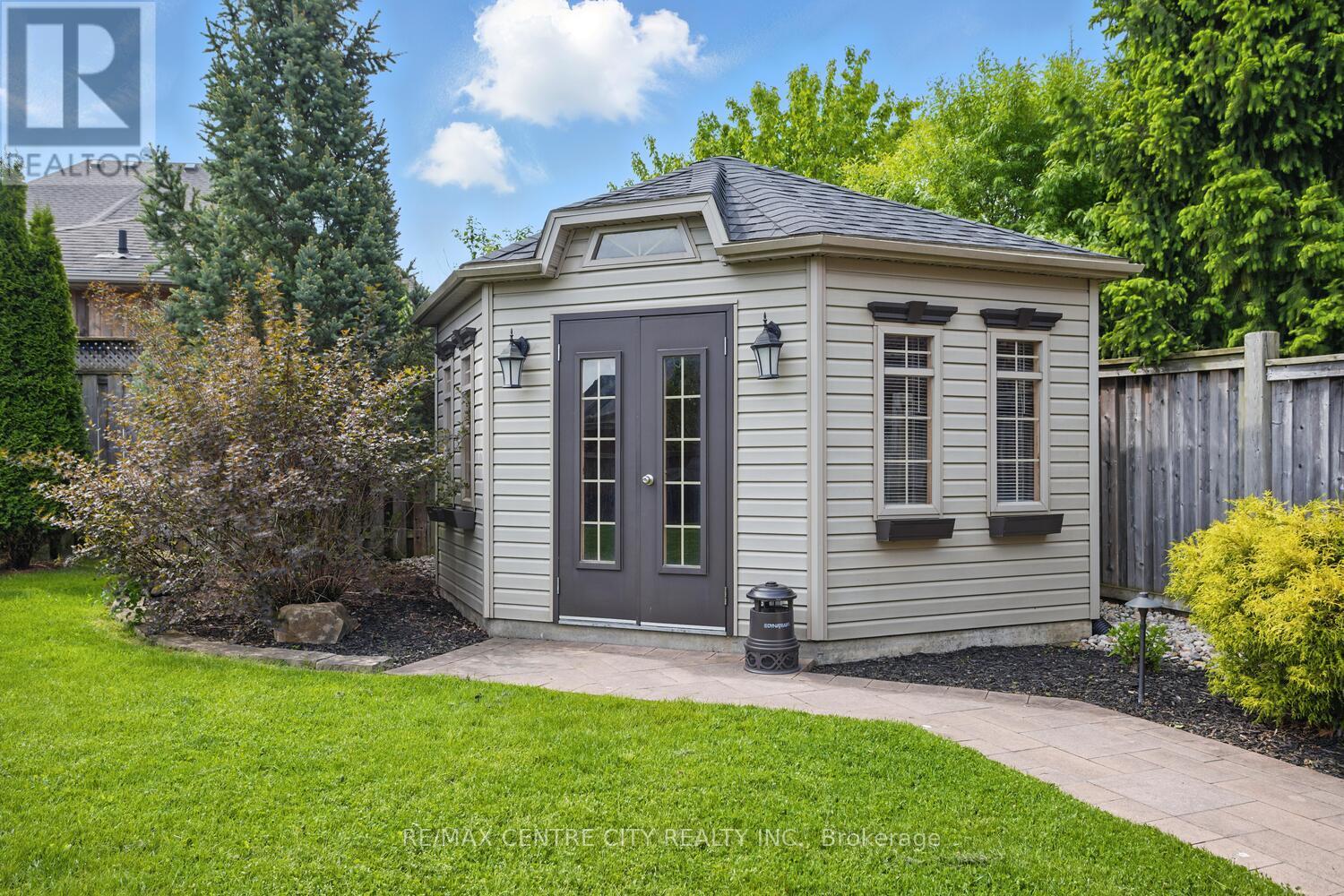 458 Eagletrace Drive, London North, Ontario  N6G 0E7 - Photo 49 - X12349728