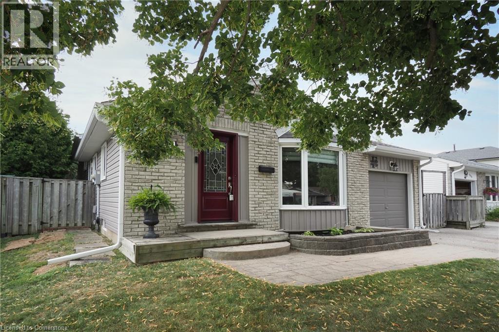 Property at 462 DRIFTWOOD Drive image 4