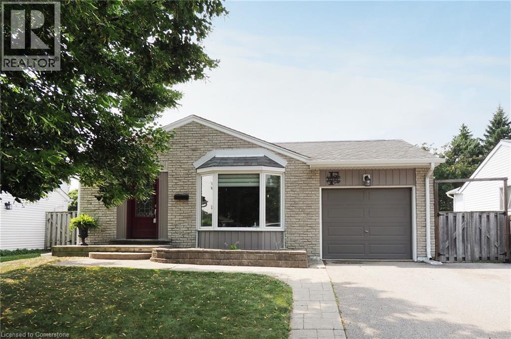 Property at 462 DRIFTWOOD Drive image 3