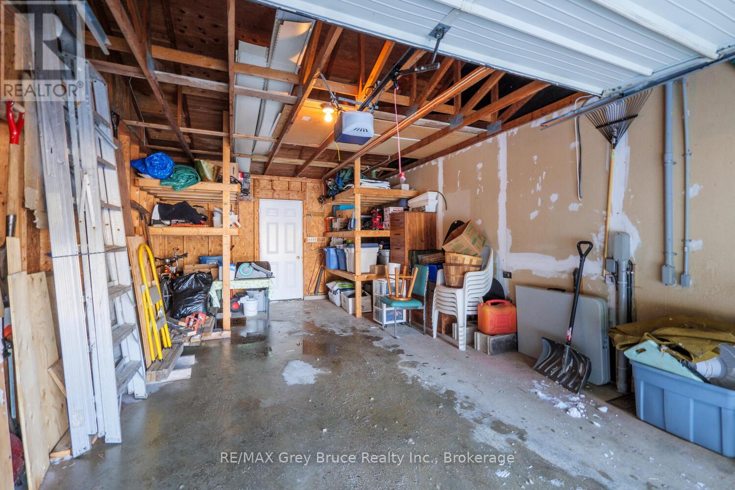 71 William Court, South Bruce Peninsula, Ontario  N0H 2T0 - Photo 26 - X12349710
