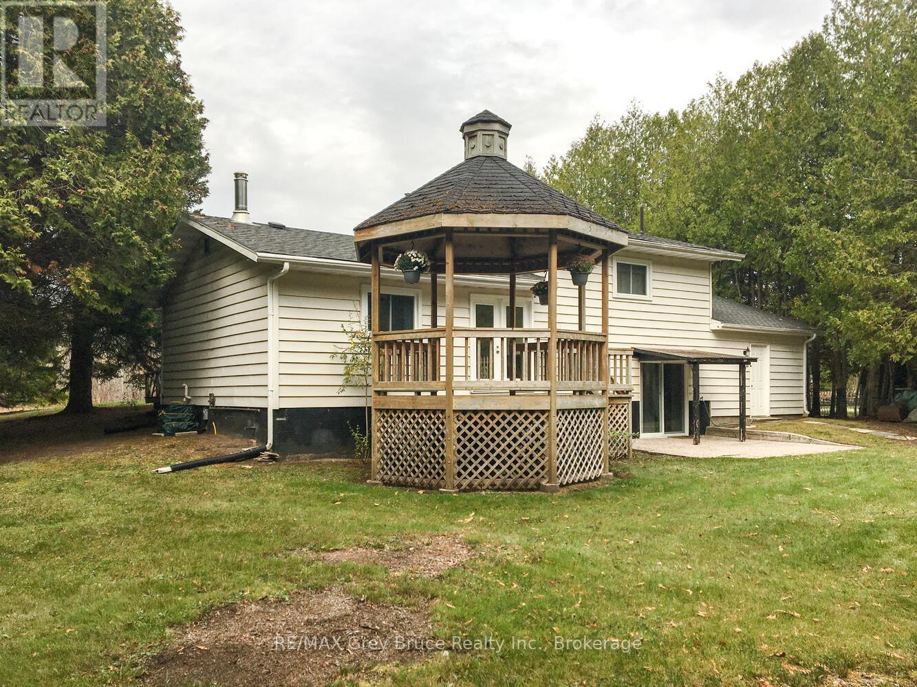 71 William Court, South Bruce Peninsula, Ontario  N0H 2T0 - Photo 30 - X12349710