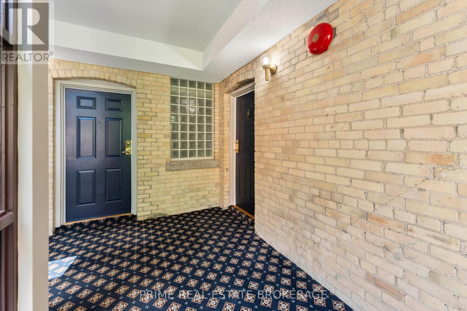 304 - 460 Wellington Street, London East, Ontario  N6A 3P8 - Photo 7 - X12325068