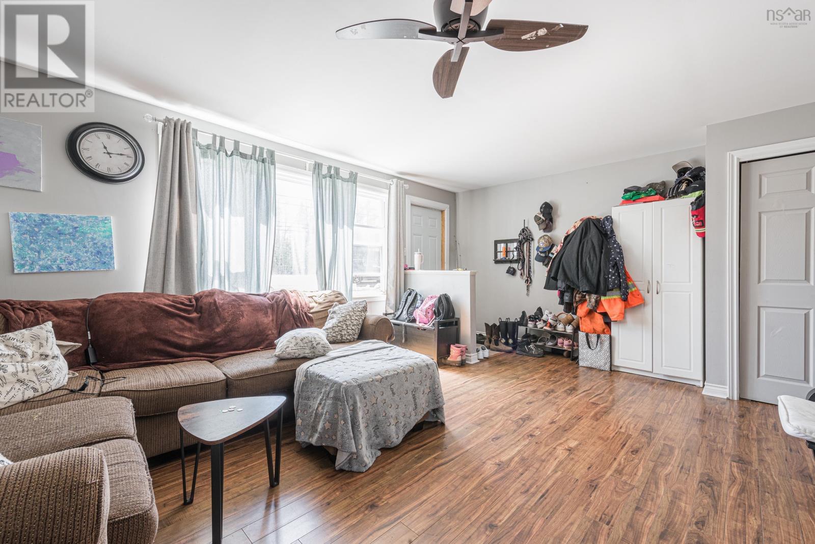 Property at 2933 Prospect Road image 3