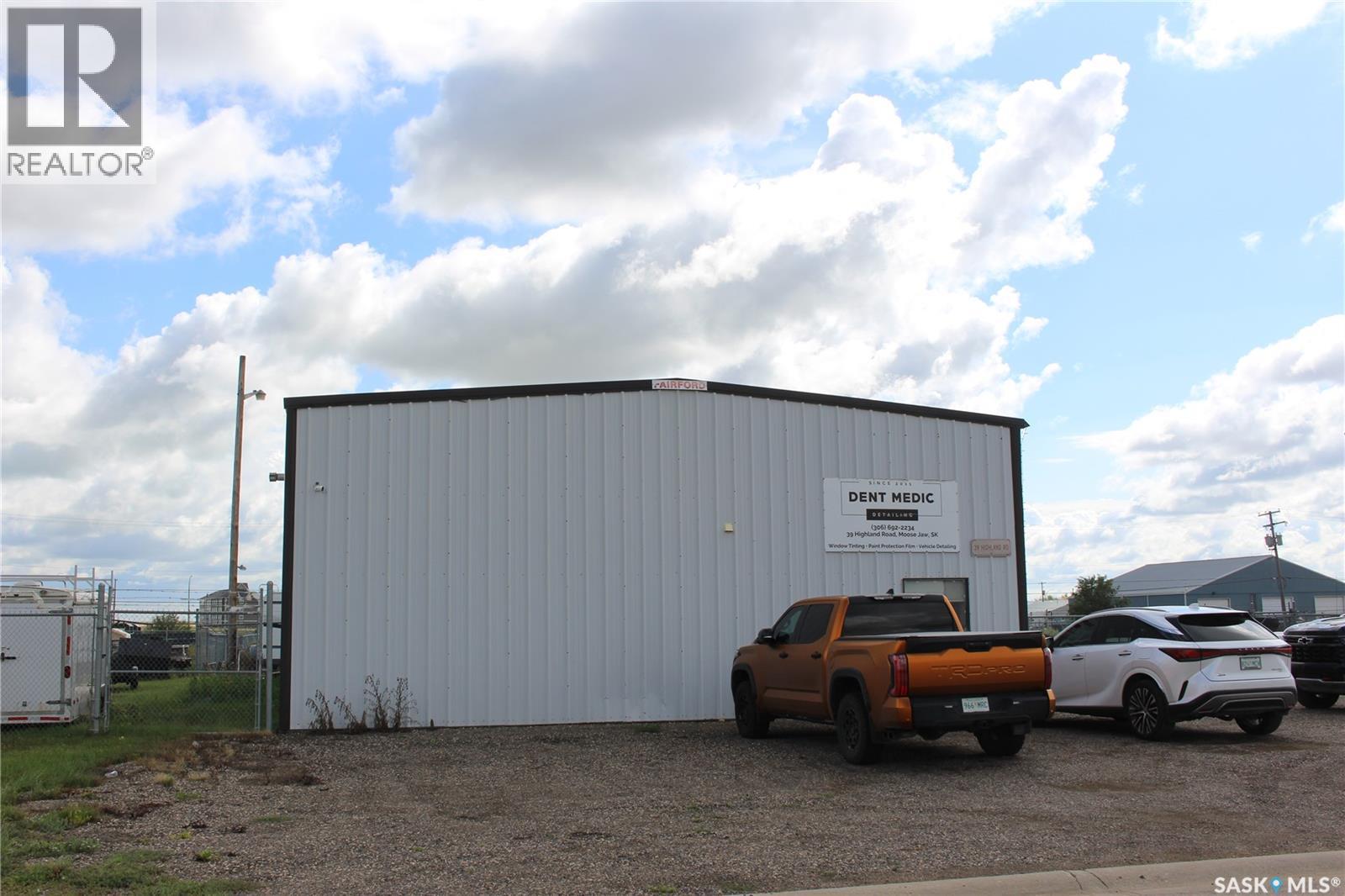 39 Highland ROAD, Moose Jaw, Saskatchewan