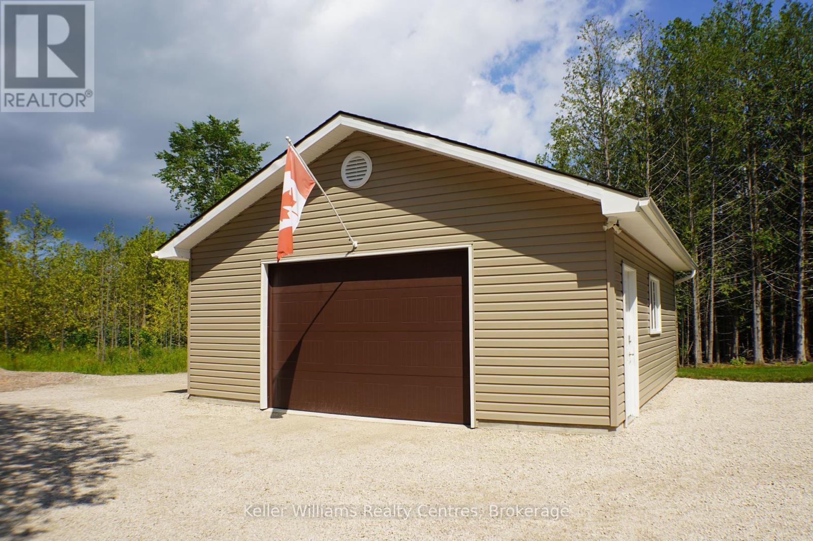 502180 Grey Road 1, Georgian Bluffs, Ontario  N0H 2T0 - Photo 47 - X12346903