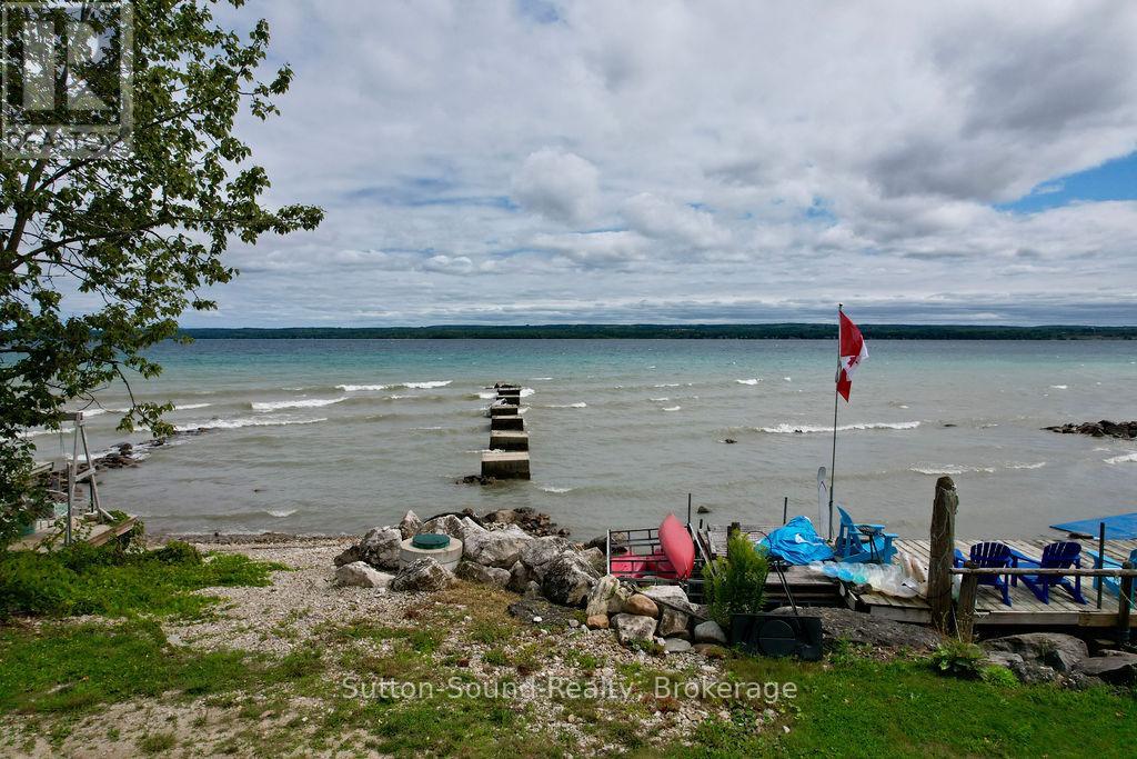166 Old Beach Drive, Georgian Bluffs, Ontario  N4K 5N4 - Photo 41 - X12347726
