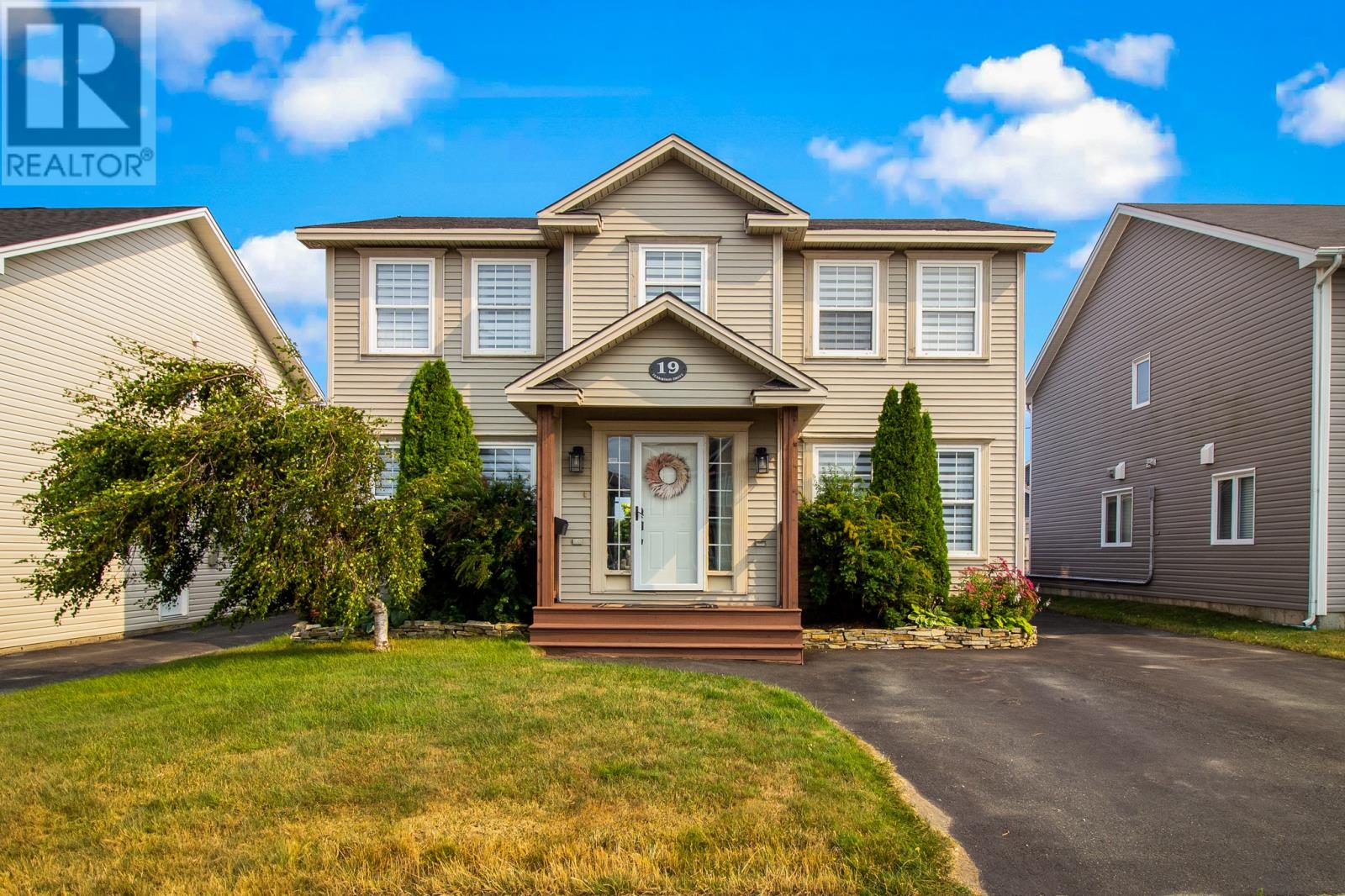 Property at 19 Teakwood Drive image 1