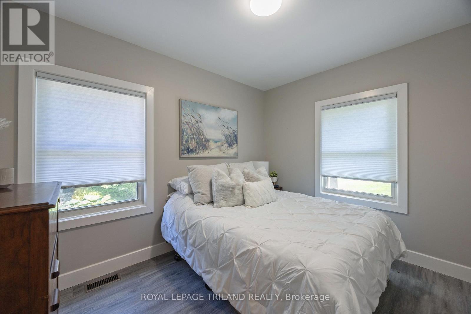 58 Crescent Avenue, St. Thomas, Ontario  N5P 2K3 - Photo 13 - X12349797