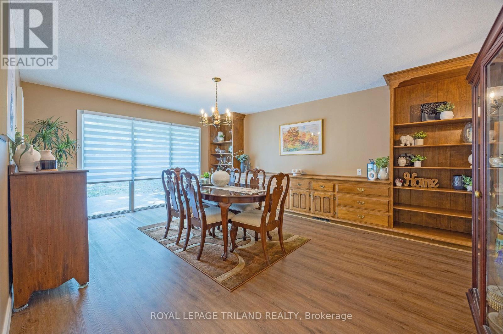 58 Crescent Avenue, St. Thomas, Ontario  N5P 2K3 - Photo 6 - X12349797