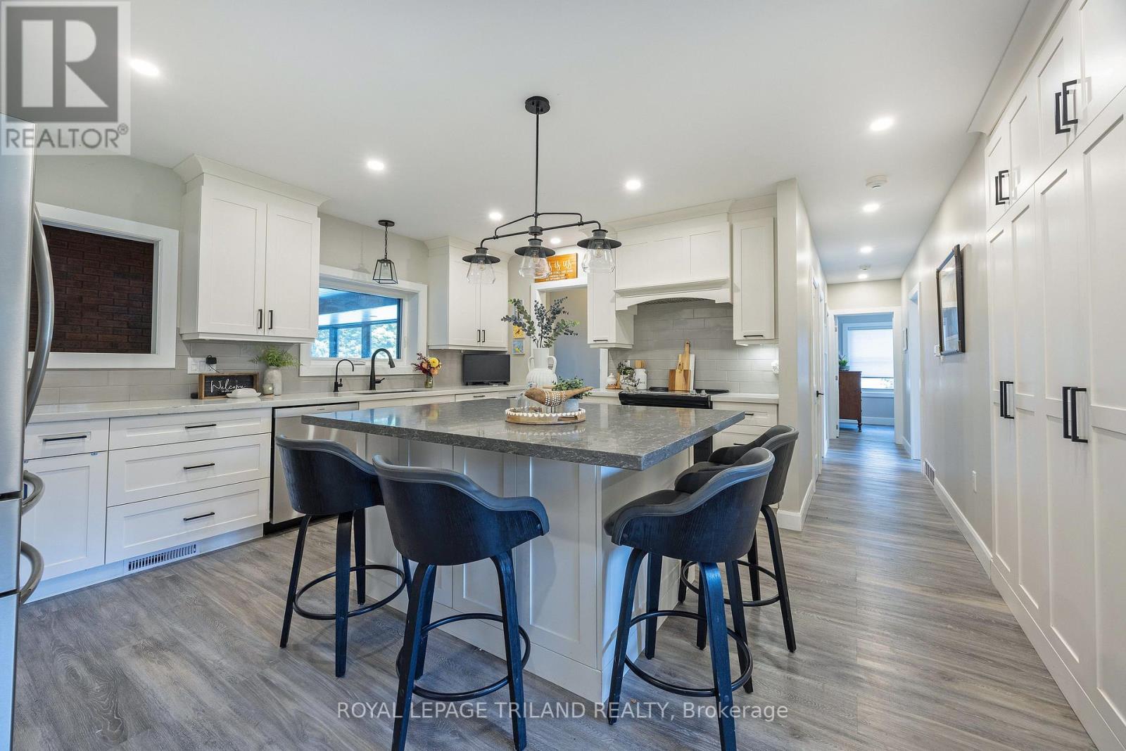 58 Crescent Avenue, St. Thomas, Ontario  N5P 2K3 - Photo 8 - X12349797