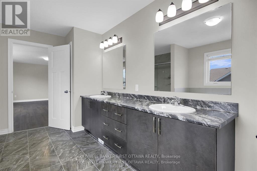 620 Sora Way, Ottawa, Ontario  K1T 0N7 - Photo 26 - X12349868