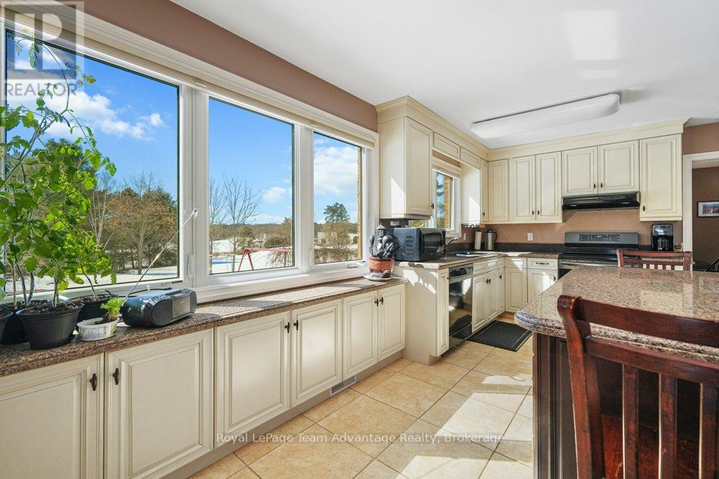 2 Tally Ho-Swords Road, Seguin, Ontario  P2A 2W9 - Photo 9 - X12297167