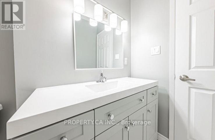 47 - 14 Derby Street, Hamilton, Ontario  L8W 3T5 - Photo 13 - X12344472