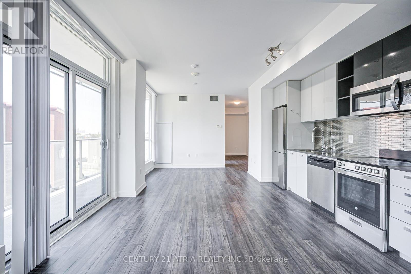 401 - 10 De Boers Drive, Toronto, Ontario  M3J 0H1 - Photo 15 - W12349735