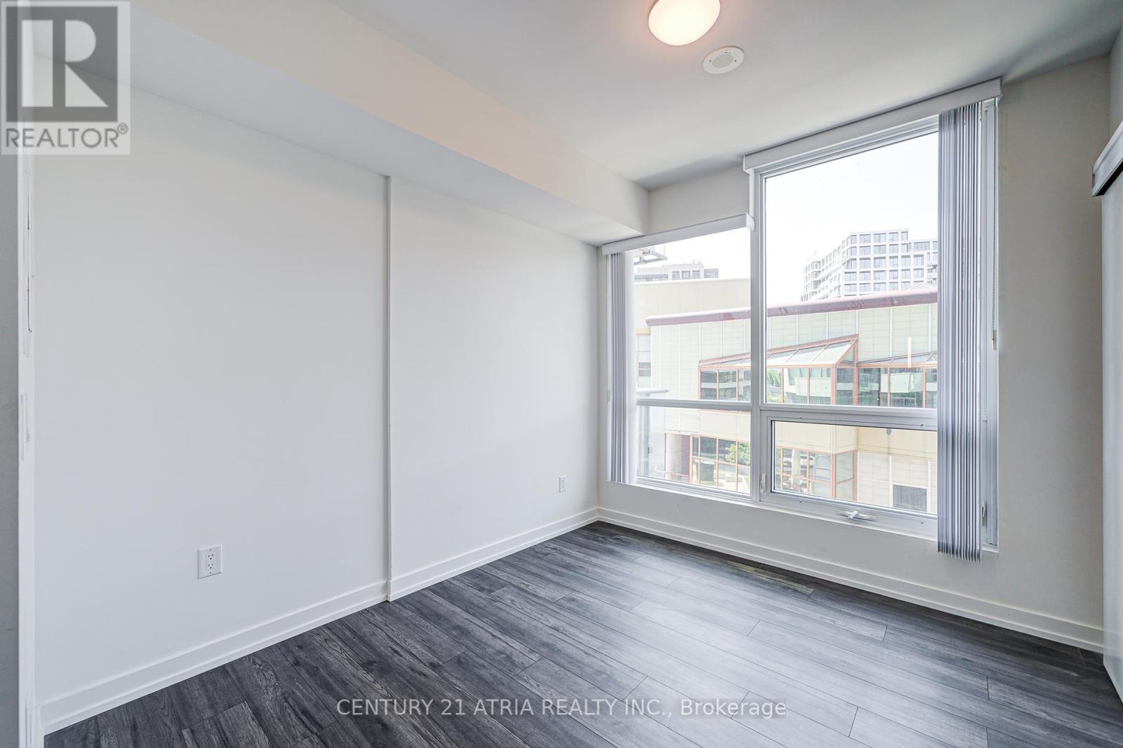 401 - 10 De Boers Drive, Toronto, Ontario  M3J 0H1 - Photo 18 - W12349735