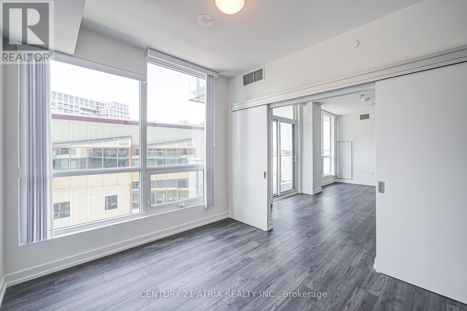 401 - 10 De Boers Drive, Toronto, Ontario  M3J 0H1 - Photo 19 - W12349735
