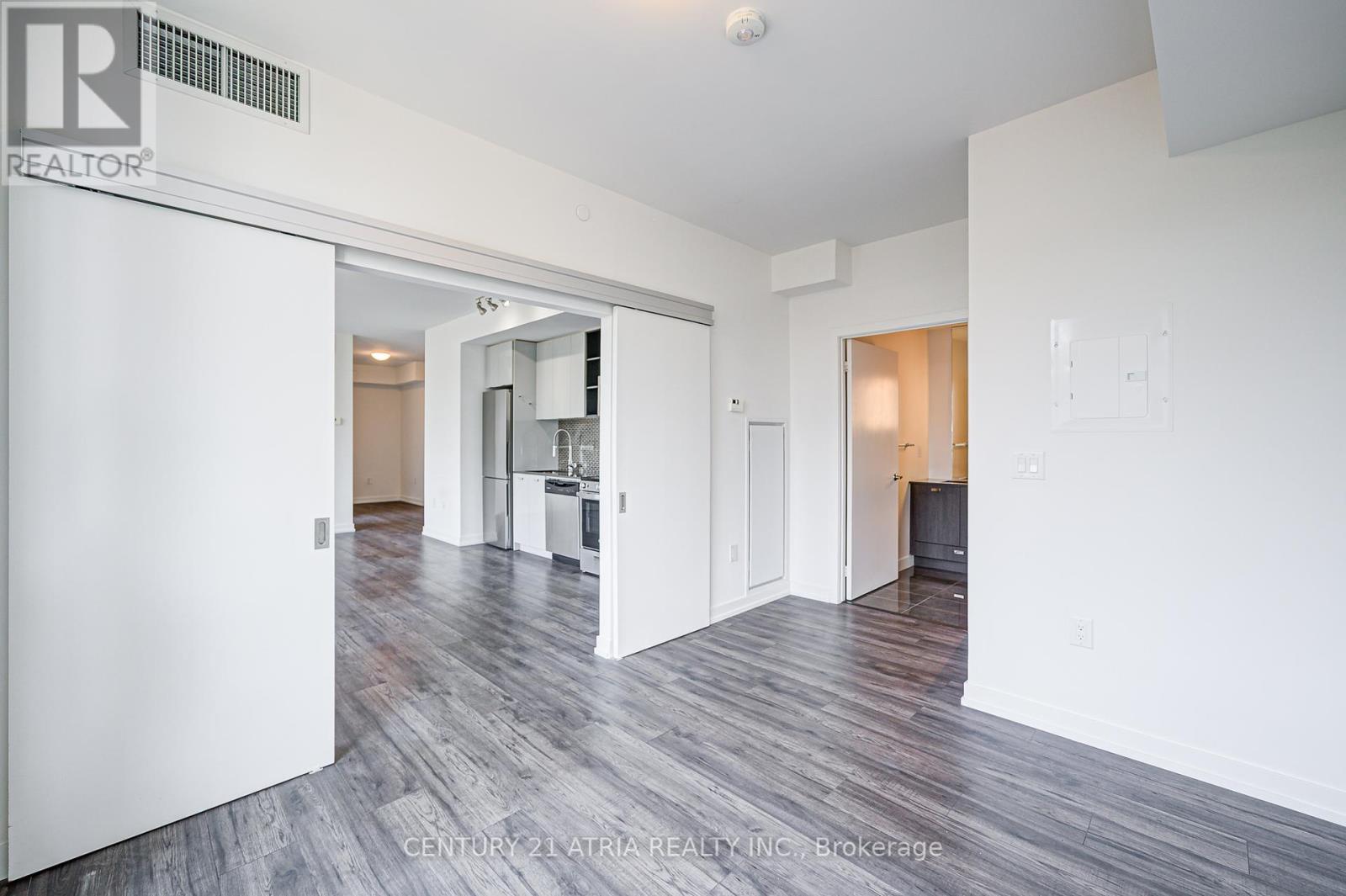 401 - 10 De Boers Drive, Toronto, Ontario  M3J 0H1 - Photo 20 - W12349735