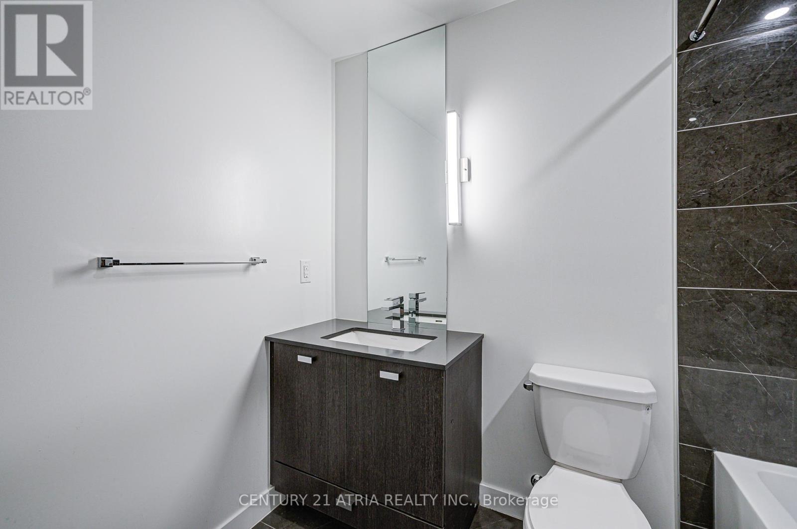 401 - 10 De Boers Drive, Toronto, Ontario  M3J 0H1 - Photo 24 - W12349735