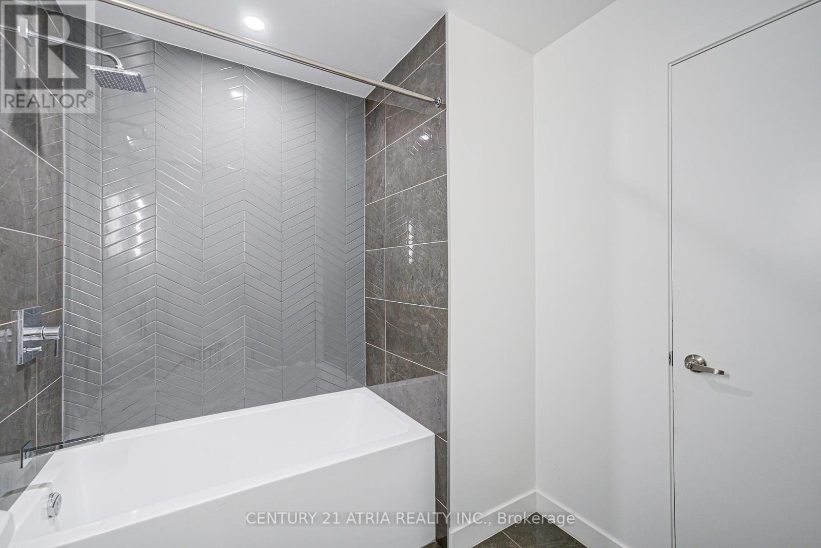 401 - 10 De Boers Drive, Toronto, Ontario  M3J 0H1 - Photo 25 - W12349735