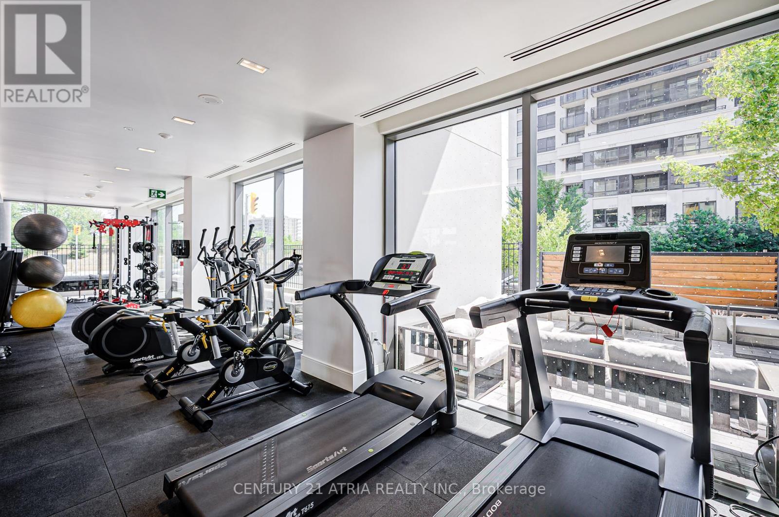 401 - 10 De Boers Drive, Toronto, Ontario  M3J 0H1 - Photo 36 - W12349735