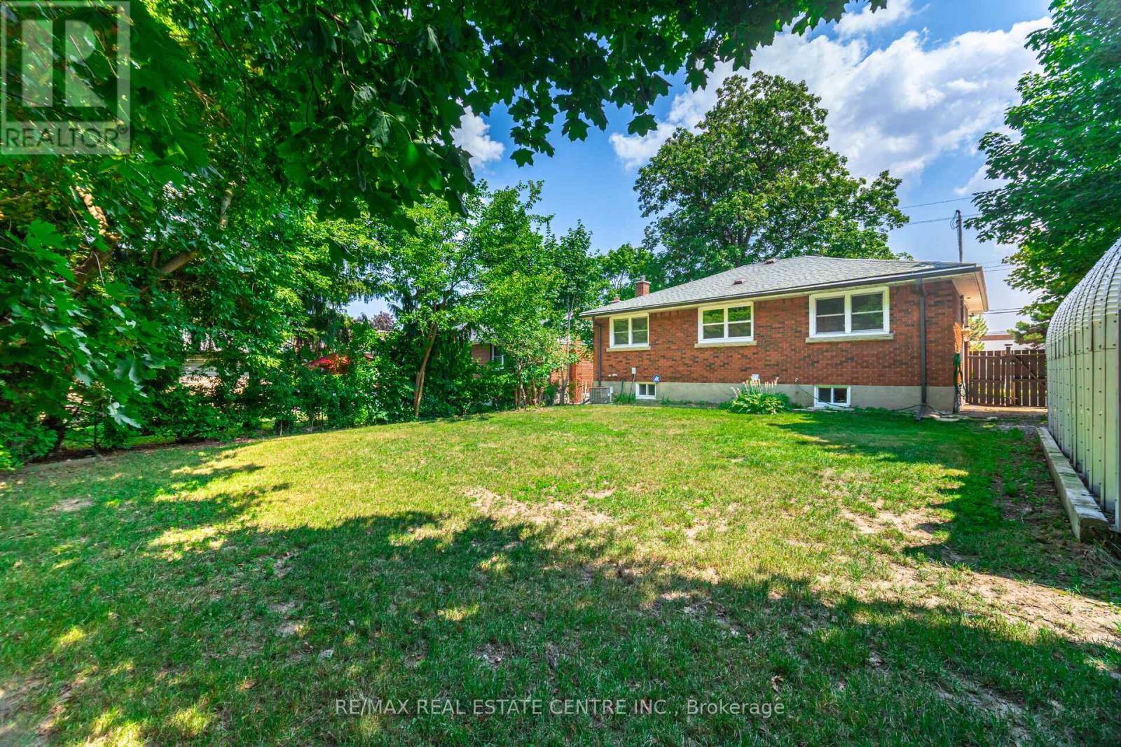 166 Terrace Drive, Hamilton, Ontario  L9A 2Z1 - Photo 35 - X12349718