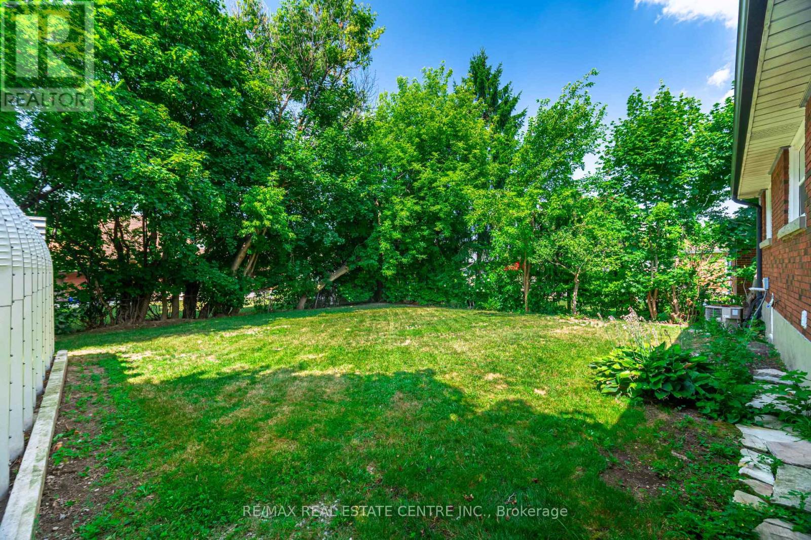 166 Terrace Drive, Hamilton, Ontario  L9A 2Z1 - Photo 36 - X12349718