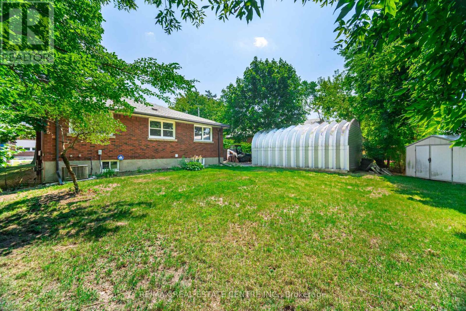 166 Terrace Drive, Hamilton, Ontario  L9A 2Z1 - Photo 37 - X12349718