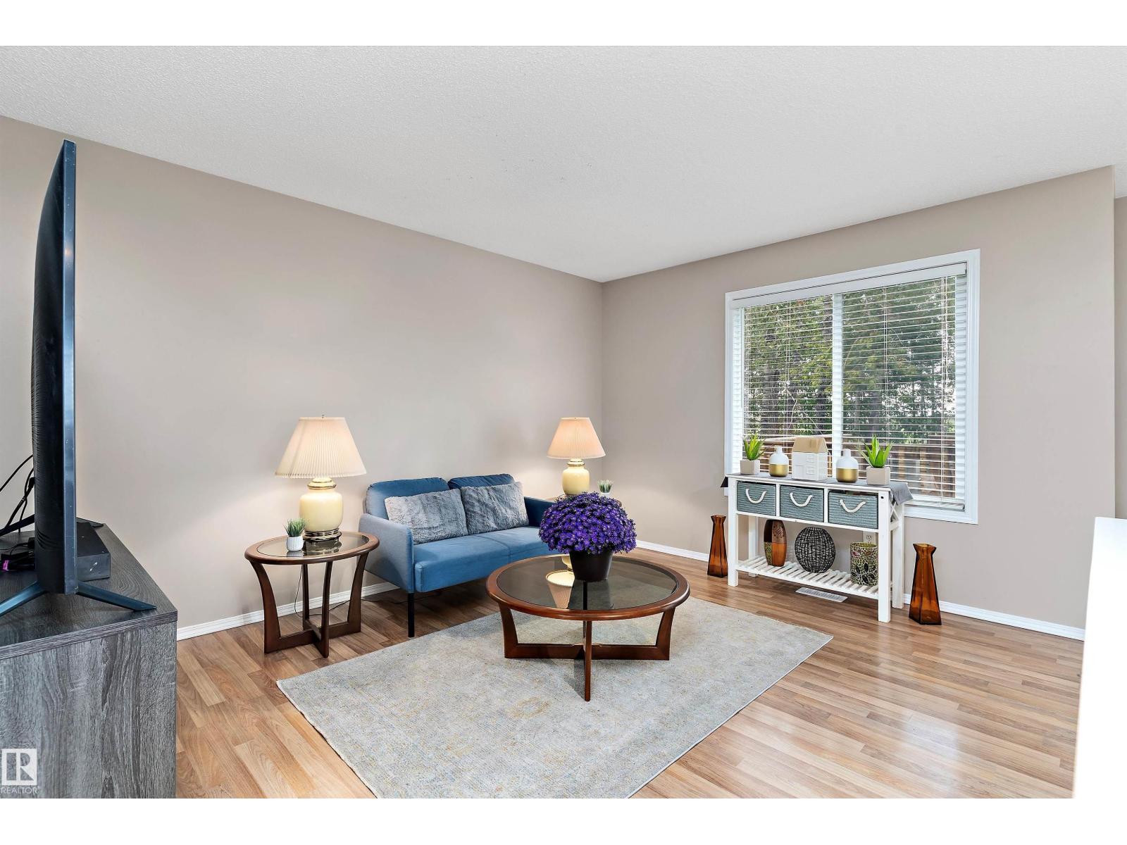 6232 1a Av Sw, Edmonton, Alberta  T6X 0C1 - Photo 5 - E4453479