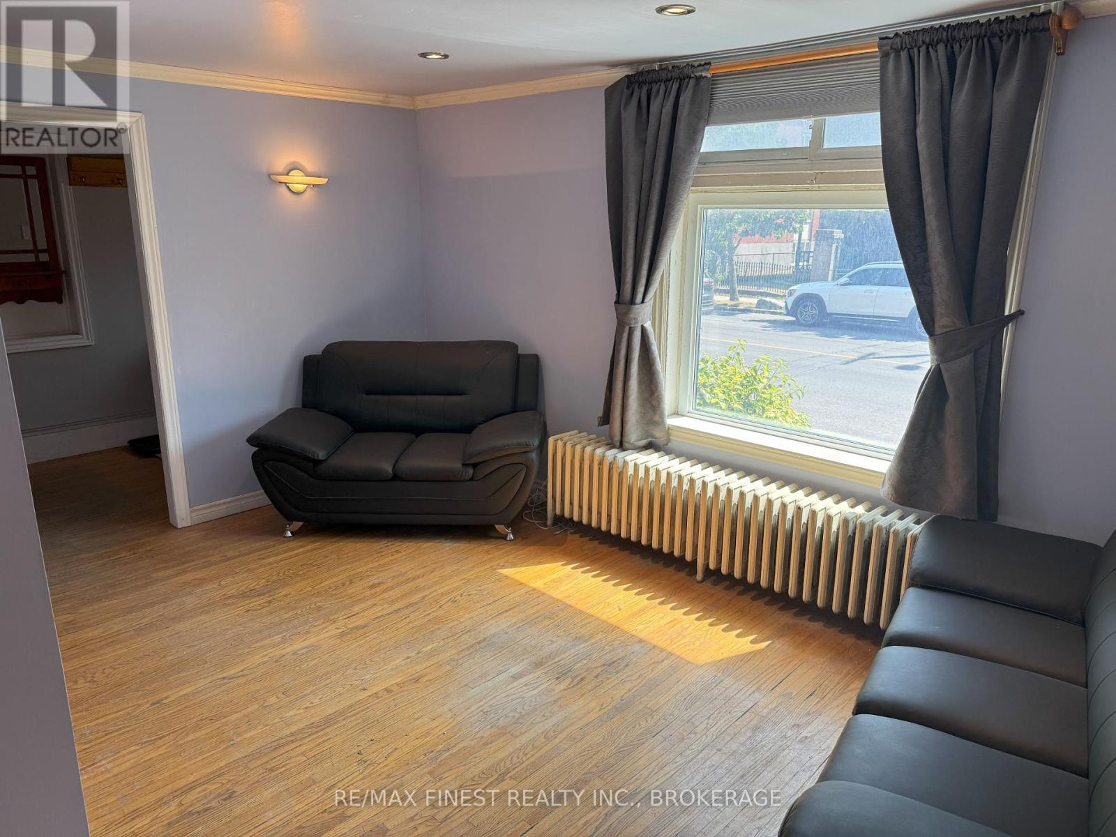 202 King Street E, Kingston, Ontario  K7L 3A4 - Photo 8 - X12347158