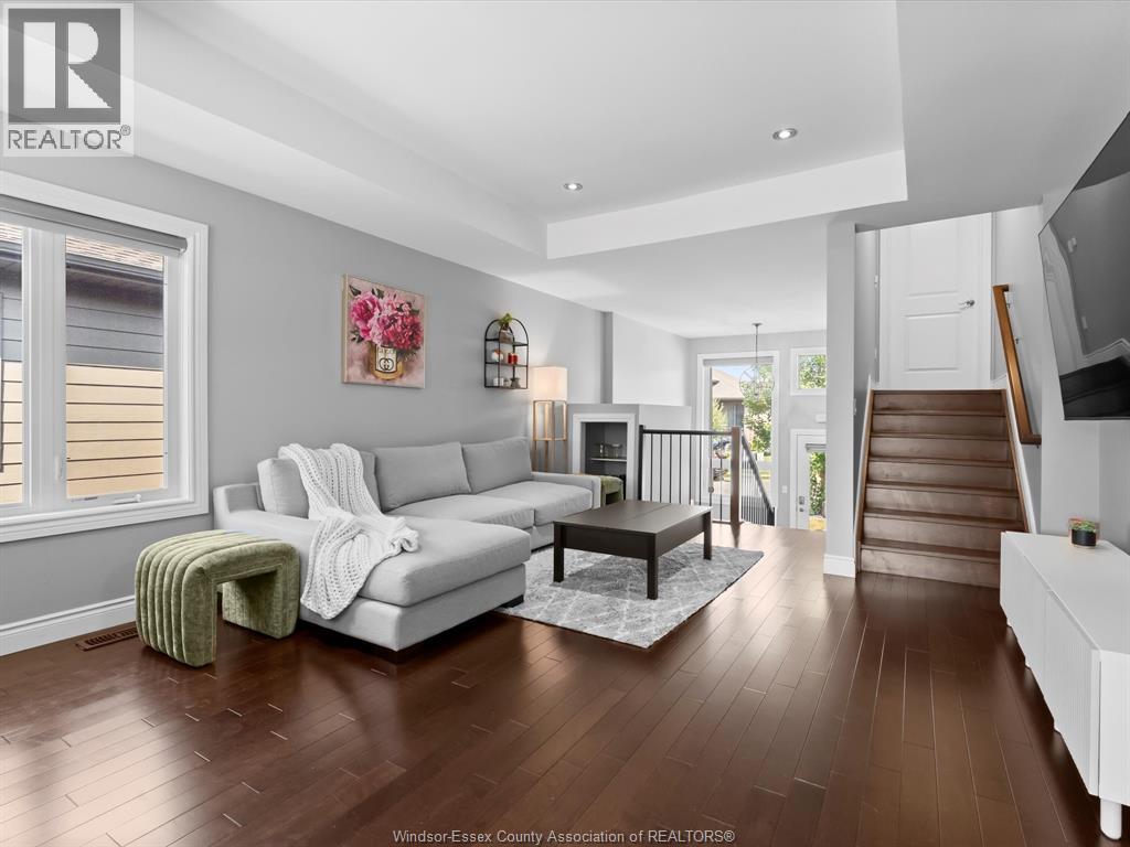 Property at 11927 MAITLAND AVENUE image 5