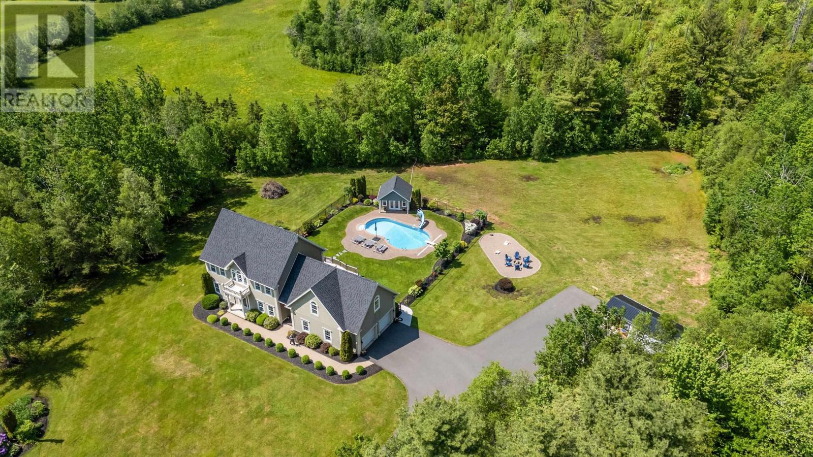 13697 Highway 1, Wilmot, Nova Scotia  B0P 1W0 - Photo 2 - 202515196