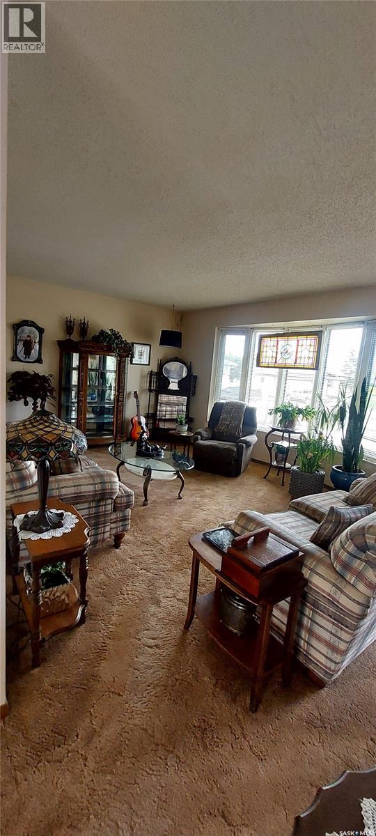 918 Anton Place, Wadena, Saskatchewan  S0A 4J0 - Photo 8 - SK015861