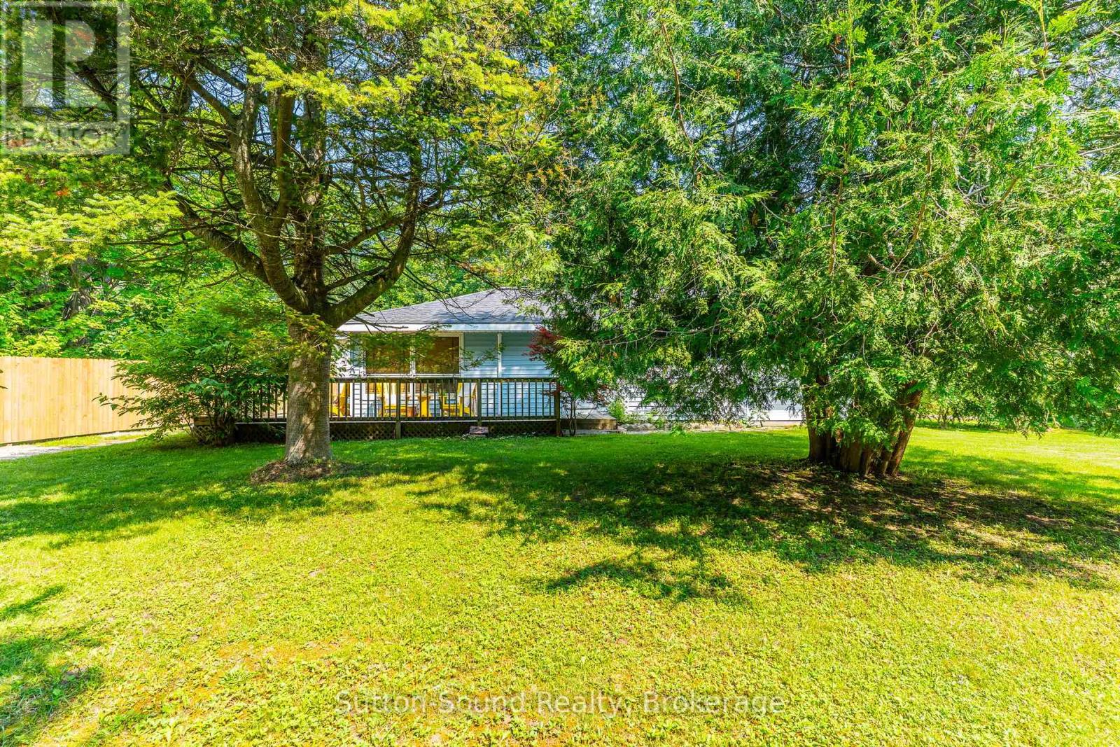 29 Avele Road, South Bruce Peninsula, Ontario  N0H 1X0 - Photo 5 - X12288017
