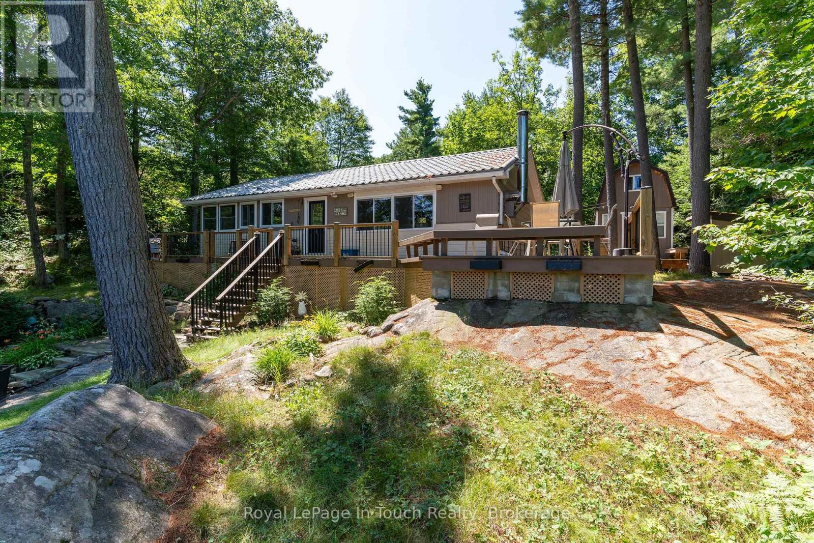 1346 Island 980, Georgian Bay, Ontario  P0E 1E0 - Photo 2 - X12014772