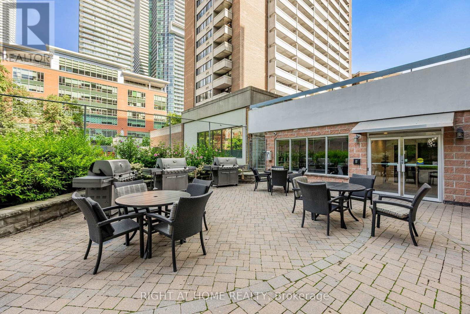 2109 - 30 Gloucester Street, Toronto, Ontario  M4Y 1L8 - Photo 18 - C12349787