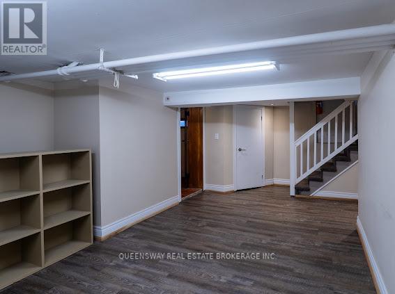 27 Deloraine Avenue, Toronto (Lawrence Park North), Ontario  M5M 2A8 - Photo 15 - C12349877