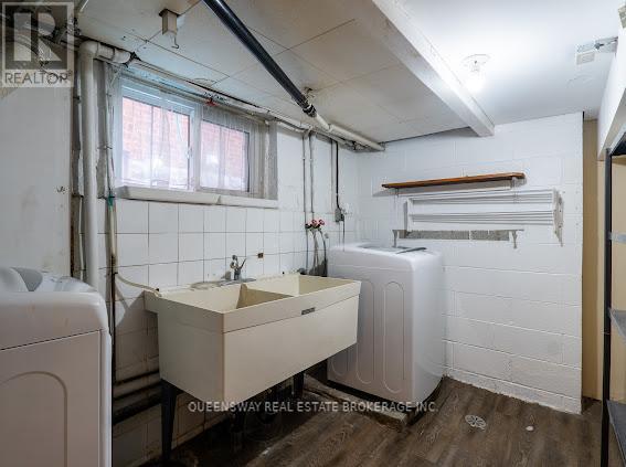 27 Deloraine Avenue, Toronto (Lawrence Park North), Ontario  M5M 2A8 - Photo 19 - C12349877