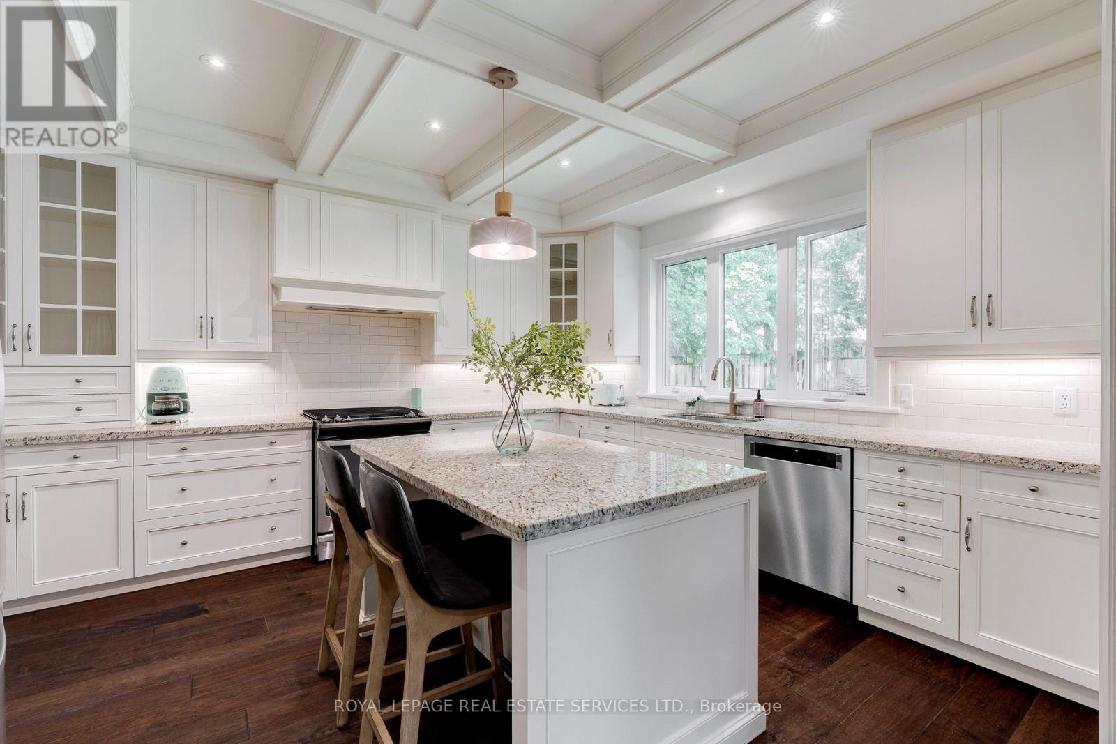 437 Inglehart Street N, Oakville, Ontario  L6J 3J5 - Photo 14 - W12236368