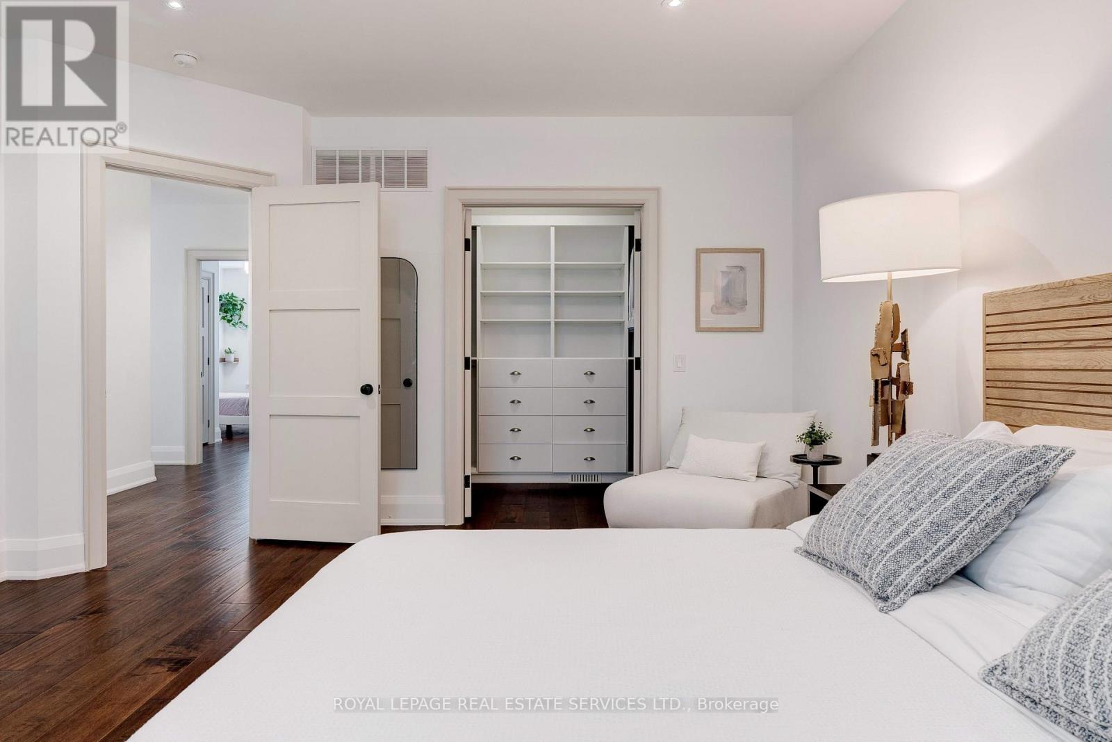 437 Inglehart Street N, Oakville, Ontario  L6J 3J5 - Photo 26 - W12236368