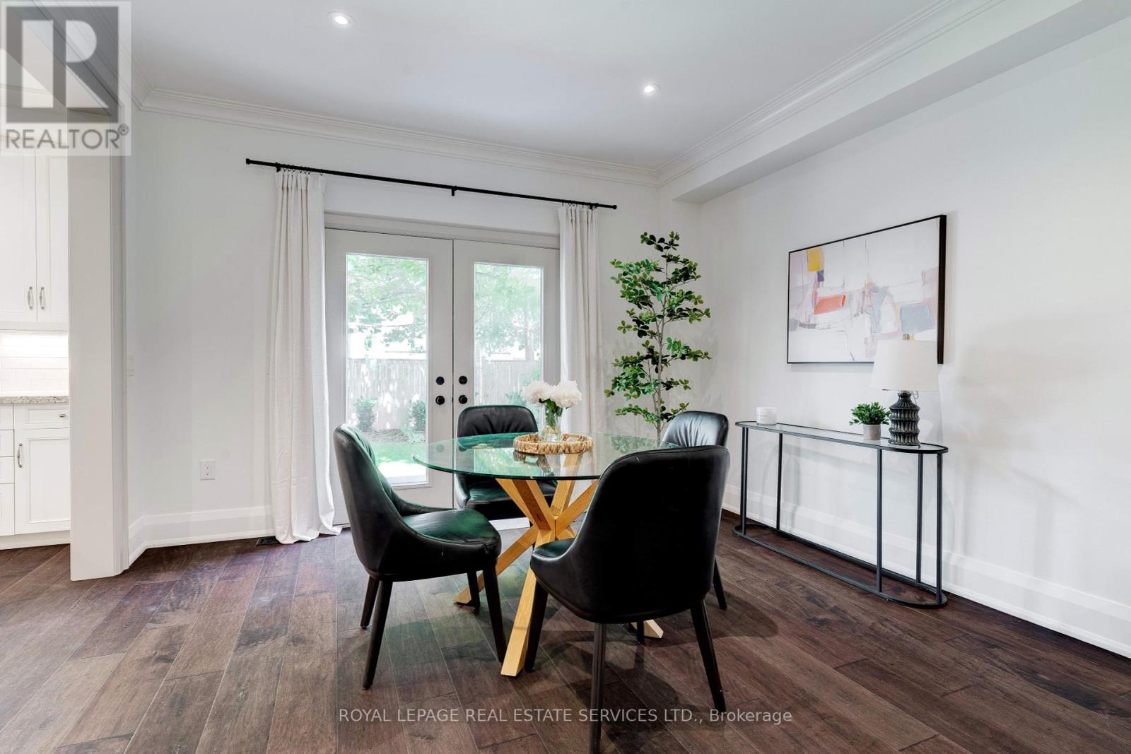 437 Inglehart Street N, Oakville, Ontario  L6J 3J5 - Photo 11 - W12236368